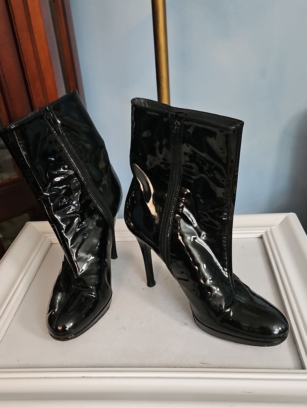 Stuart Weitzman Black Patent High-Heel Ankle Boots - Women's Fashion Boots 7.5
